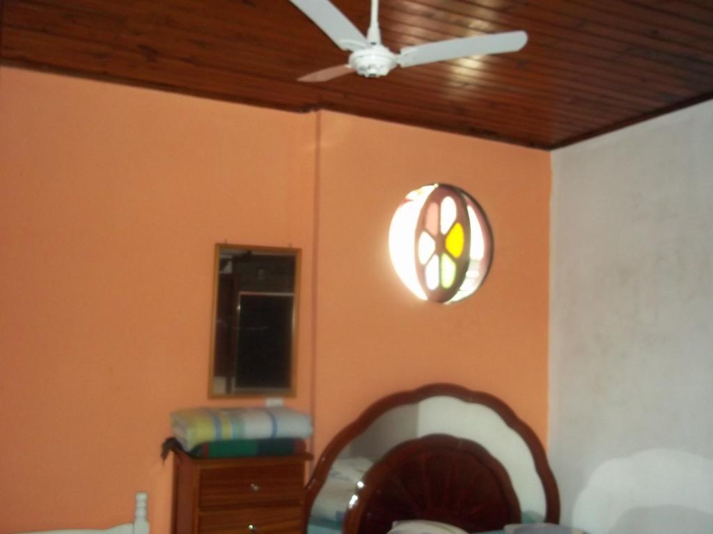 Pousada Riacho Doce Caraguatatuba Habitación foto