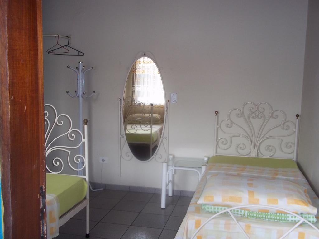 Pousada Riacho Doce Caraguatatuba Habitación foto