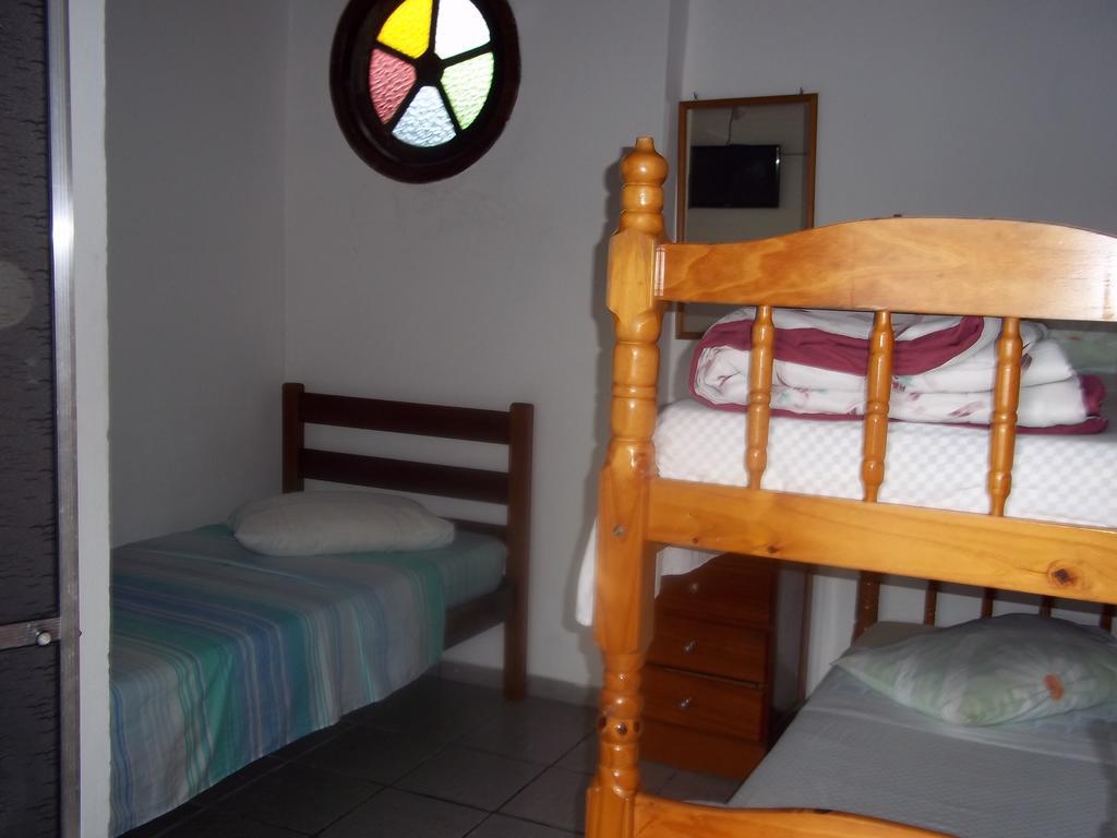 Pousada Riacho Doce Caraguatatuba Habitación foto