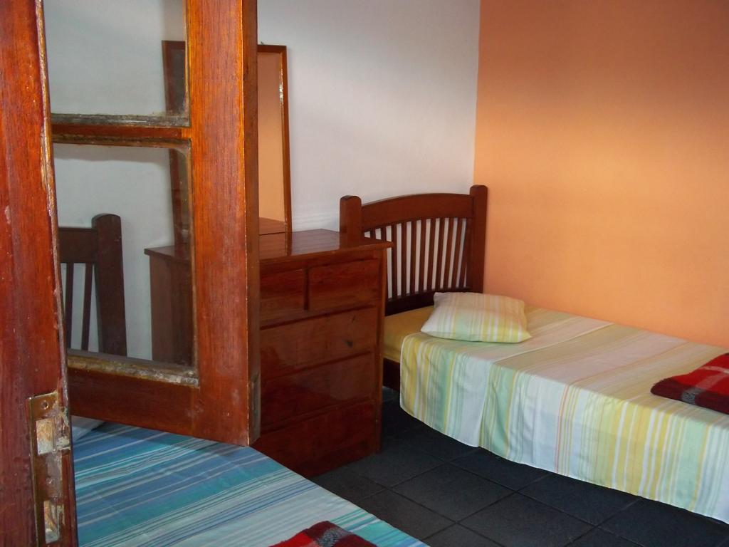 Pousada Riacho Doce Caraguatatuba Habitación foto